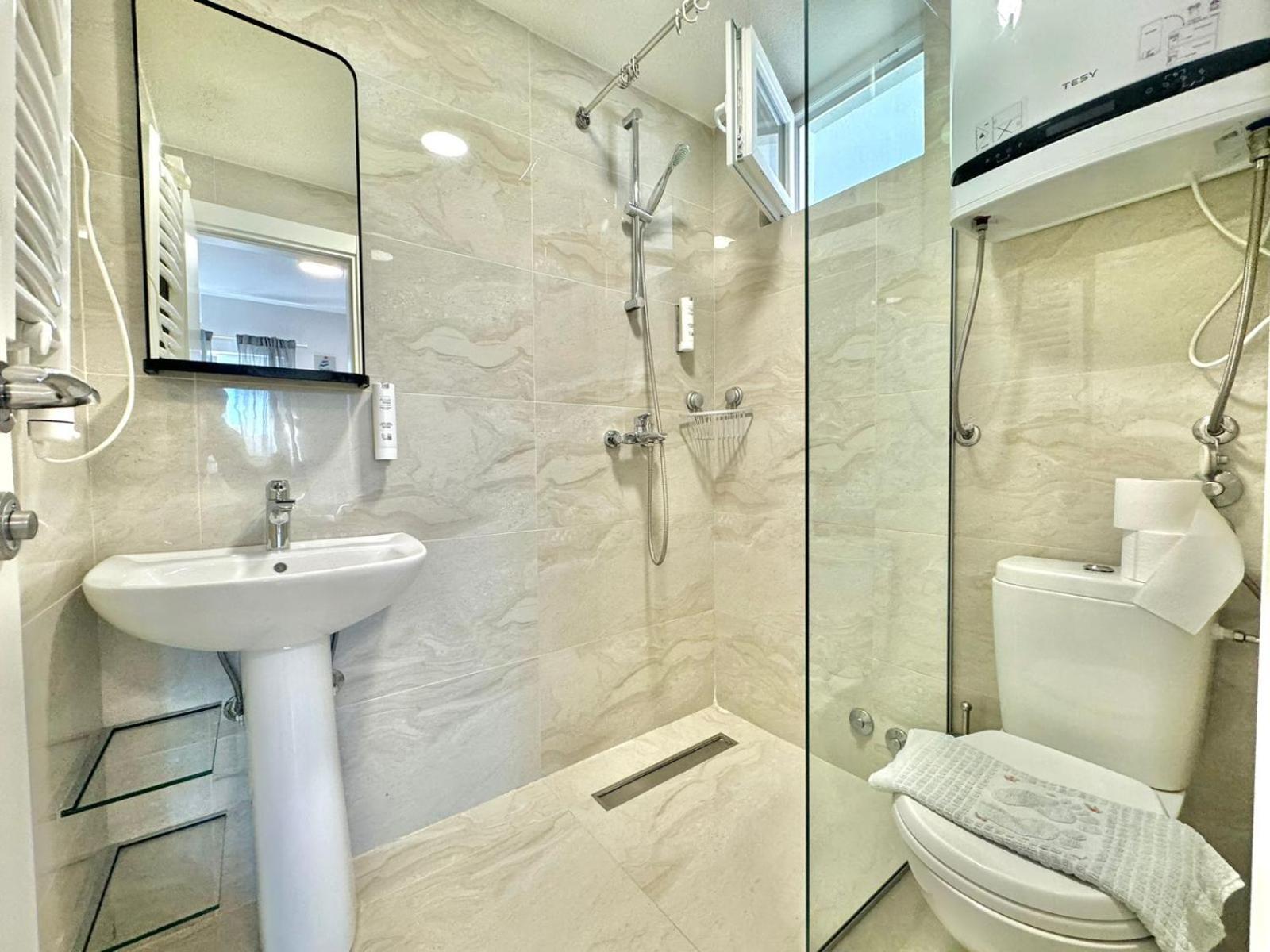 Apartmani Terminal Budva Ngoại thất bức ảnh